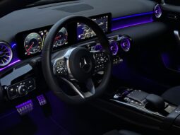 Mercedes Classe A 200d Premium AMG Night Edition pieno