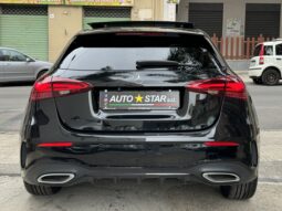 Mercedes Classe A 180d Premium AMG Night Edition pieno