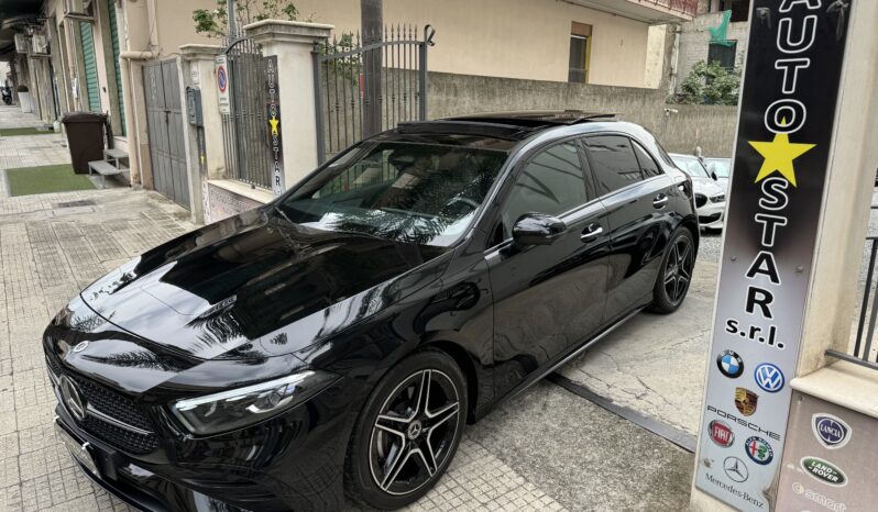 Mercedes Classe A 180d Premium AMG Night Edition pieno