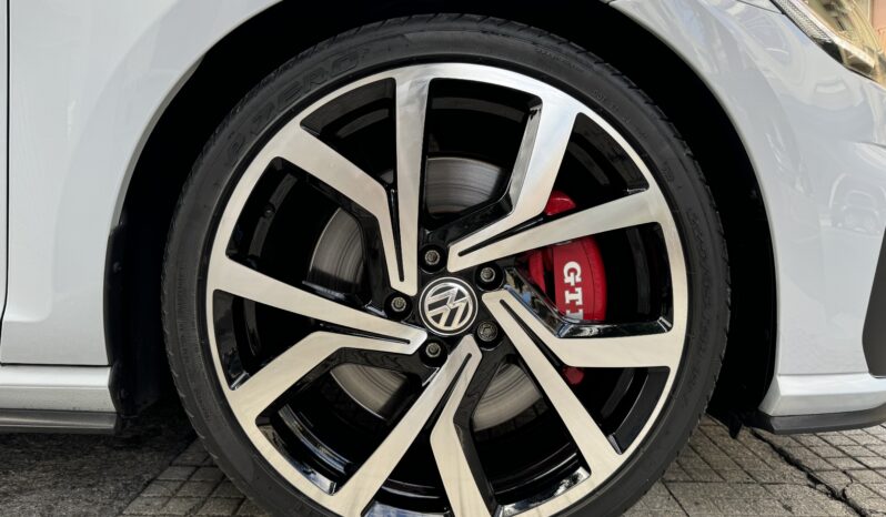 Volkswagen Golf 7.5 GTI 2.0 TSI pieno