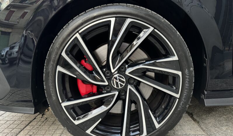 Volkswagen Golf 8 GTI 2.0 TSI pieno