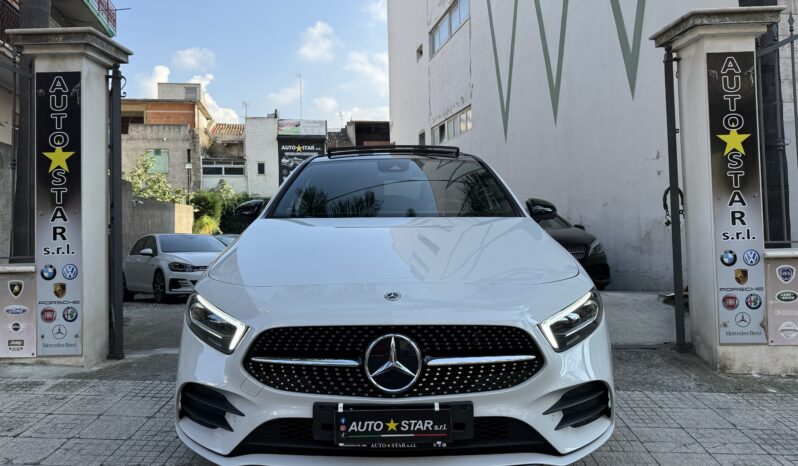 Mercedes Classe A 250 Premium AMG 224CV Night Edition pieno