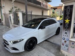 Mercedes Classe A 250 Premium AMG 224CV Night Edition pieno