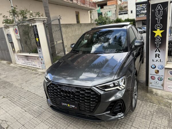 Audi Q3 Sportback Identity Black 35TDI S-line
