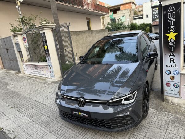 Volkswagen Golf 8 GTI 2.0 TSI