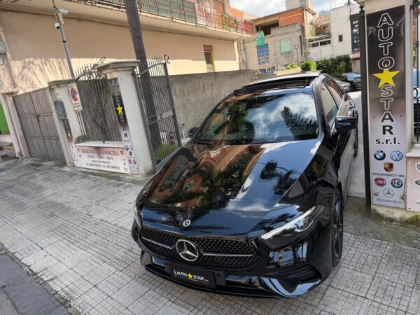 New Mercedes-Benz Classe A 180d Premium AMG Night Edition